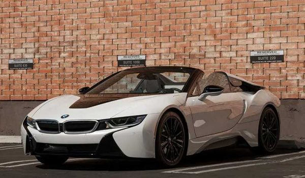 BMW i8